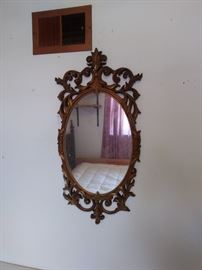 Soroco oval mirror