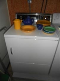 The washer is not for sale - Fiesta dishes