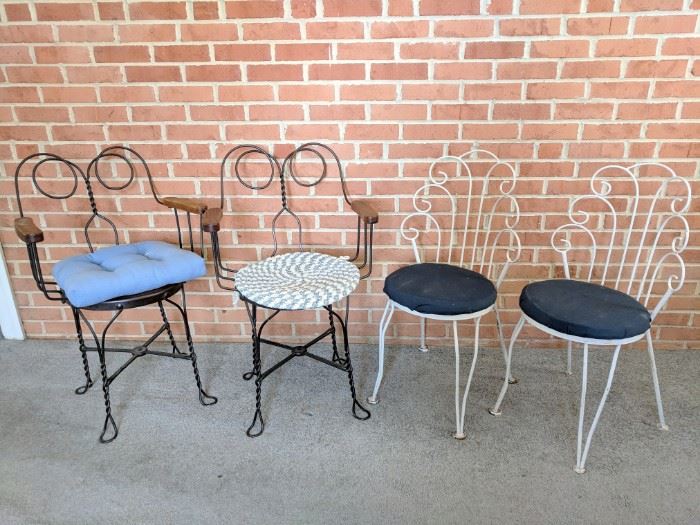 Four Wire-Back Chairs https://ctbids.com/#!/description/share/115857