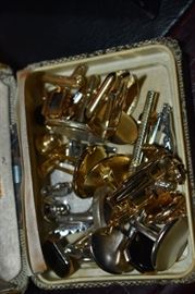 Vintage Jewelry, Watches, Pins, etc.