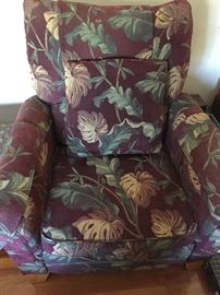 Large Comfortable Chair with Matching Pillows for Sofa