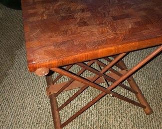 Teak, danish style table, there are several cutting boats or. Hesse boards the match this piece.