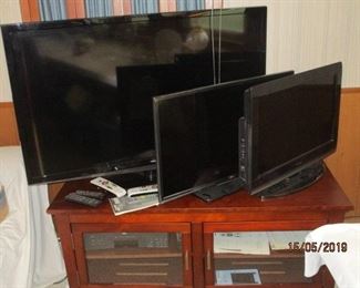 3 FLAT SCREEN TVS