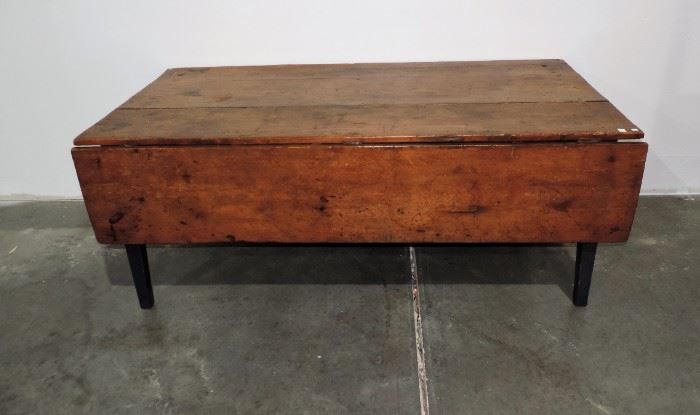 ANTIQUE PINE FARM TABLE