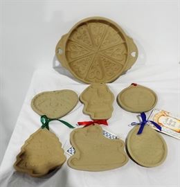 COOKIE CUTTER ORNAMENTS AND TRAY