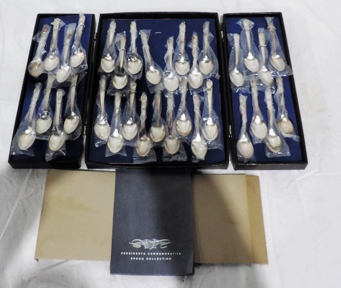 SILVER PLATE SPOON SET