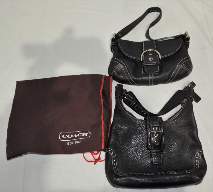 COACH BLACK HAND BAGS