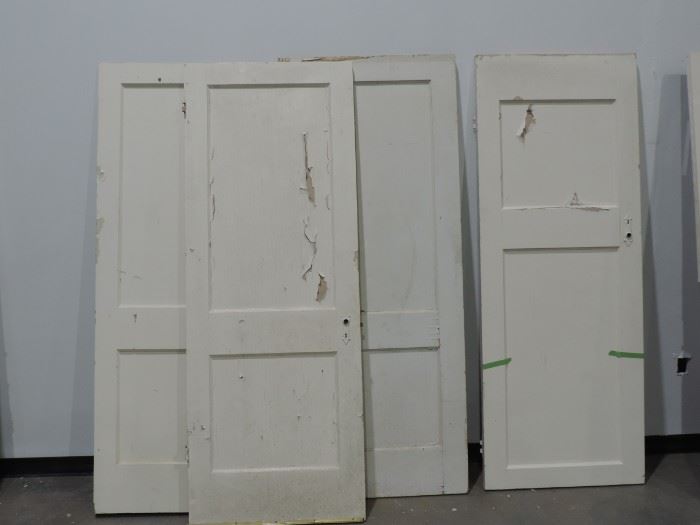 4 INTERIOR PAINTED WOOD DOORS