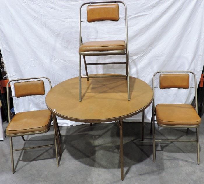 VINTAGE FOLDING TABLE SET