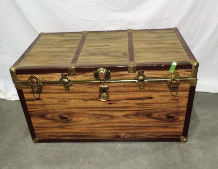 CEDAR LINED TRUNK