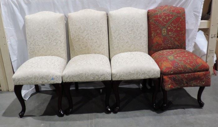 SET OF 4 DINNING TABLE CHAIRS