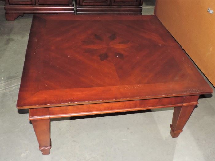 STAR DESIGNED COFFEE TABLE