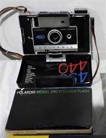 POLAROID 450 CAMERA