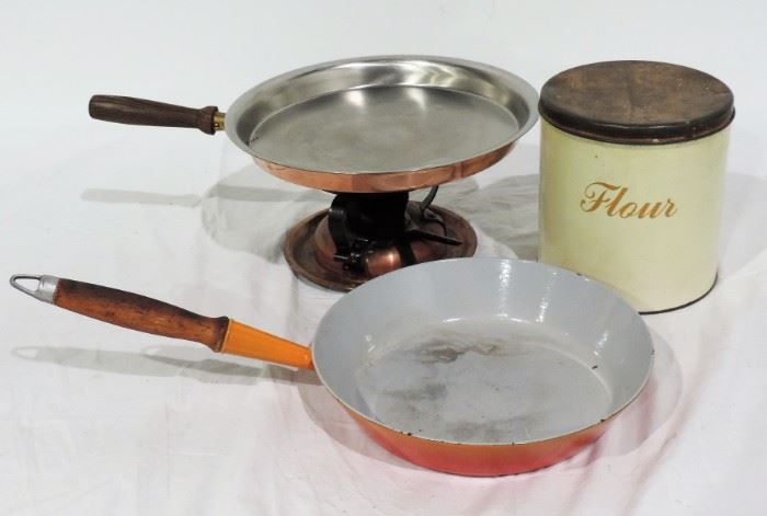 SAUTE PANS FLOUR TIN