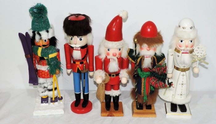 5 PIECE NUTCRACKER LOT