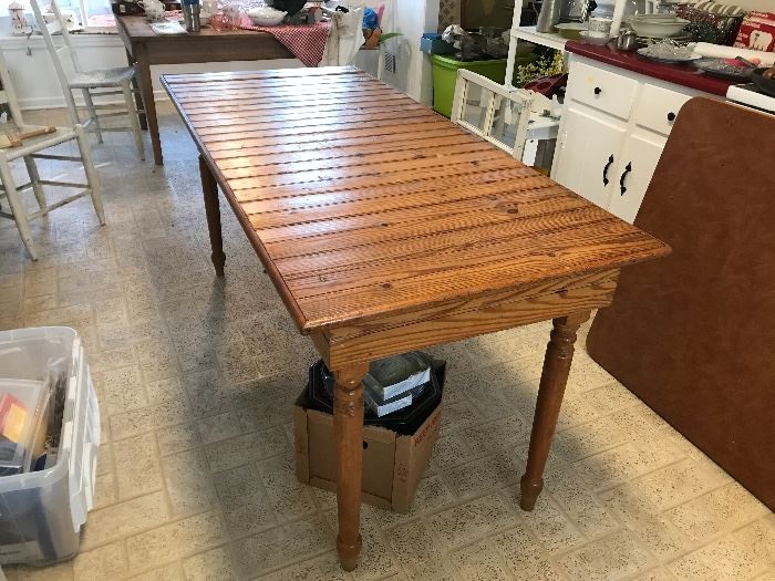 WOW - it’s another primitive farmhouse table... we were primitive before primitive was cool..... this was purchased at Lakewood in early early 80’s with the one and only Nancy Murray! Queen of primitive!