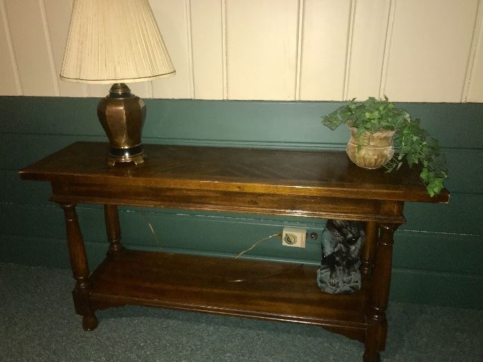 Foyer/sofa table