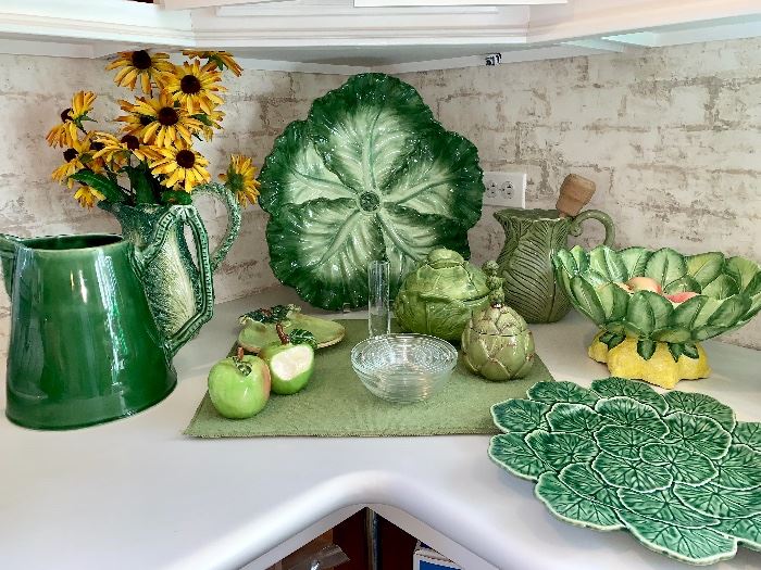 Lettuce and cabbage dishes