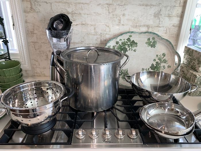 Pots and Pans-everything is in wonderful condition