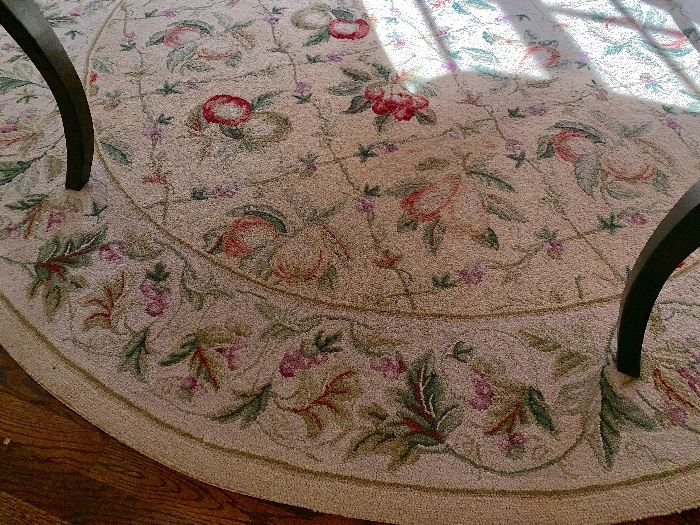Round Area Rug