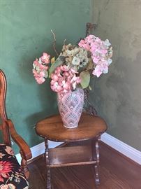 Vintage side table with book shelf