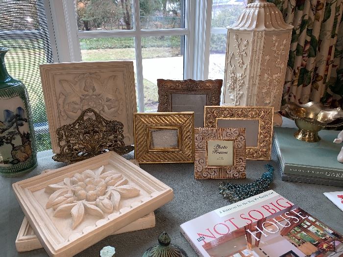 Frames-like new