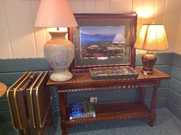 Staged- foyer table, 2 lamps, pictures, snack tray tables