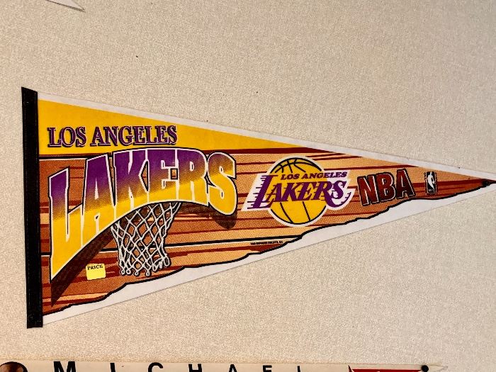 Los Angeles Lakers pennant