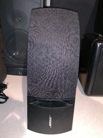 Bose Acoustimass 3 series 11 speaker system w/2 small speakers