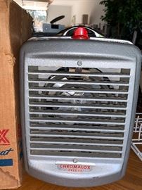 Vintage Chromaloc Deluxe Electric Heater w/box