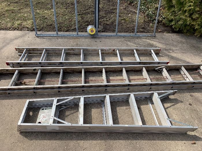 Aluminum ladders