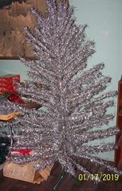 7 ft. aluminum Christmas tree