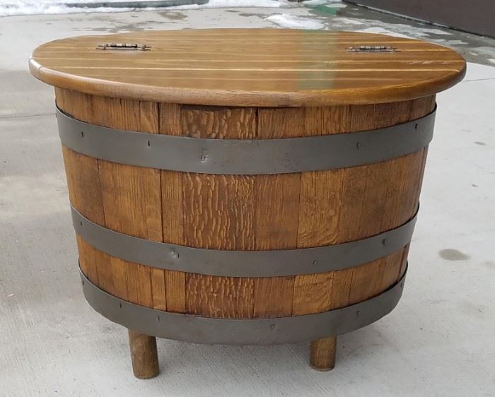 Tavern style mid century staved barrel base end table