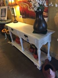 White console Table