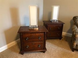 dark wood end tables and modern rectangular table lamps perfect for shining in the faces of interrogated weak-minded murder suspects (I've been watching a lot of the ID channel) 