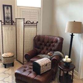 Gorgeous like new leather chair and ottoman. Comfortable and well made.