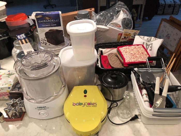 Your very own baby cakes donut maker