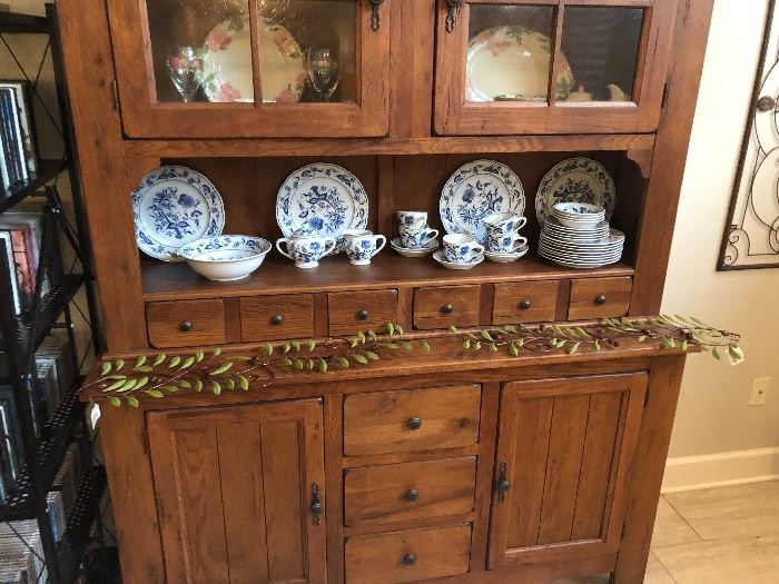 A great looking Broyhill hutch with lighted top. Vintage look with loads of storage. Classic design