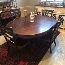 another view of this gorgeous table