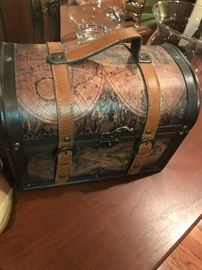 another Old World style box with leather straps