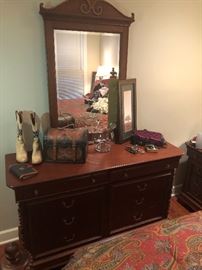 Mahogany dresser with mirror. Classic design. Nice hardware. Great storage. Match to the bed and other pieces