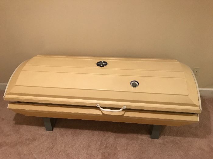 Tanning bed. Ready to go. Fraction of retail. Working well. New bulbs in place.