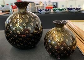 Archimede  Seguso Purple Gold Fleck Murano Glass Vase  LARGE	7.5in
Archimede  Seguso Purple Gold Fleck Murano Glass Vase  SMALL	5in