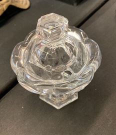 Baccarat Crystal Missouri Mustard/Jam Jar w/ Lid #4 SMALL	4.75in H x 3.5in Dam