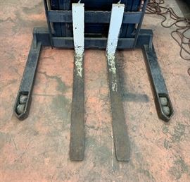 2000 Crown WS2000-30TL Forklift Electric Walkie Palette	 