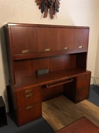 Kimball Office Desk 5 Drawer/4 Shelf	72x20x70	HxWxD