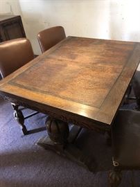 Antique Oak Dining Table with 4 Nailhead Chairs	45.5x35x30	HxWxD