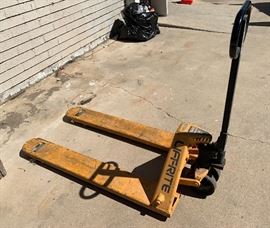 Lift-Rite Pallat jack	