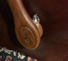 Lazy Boy Recliner	38x38x38	HxWxD