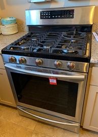 Samsung Stainless Steel Gas Range/Oven NX58H5650WS (Buyer Removal)	30x26x48 HxWxD